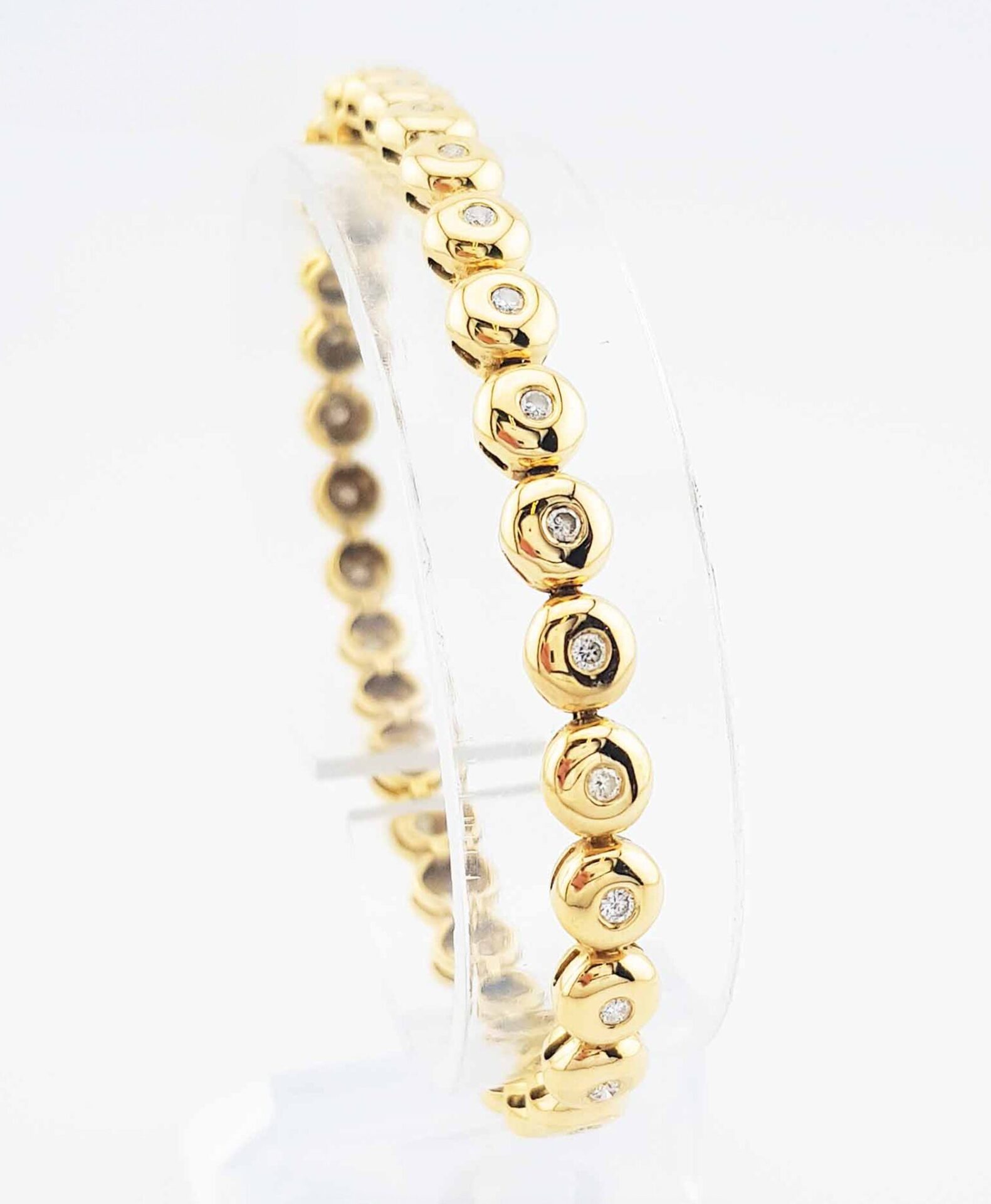 Verkauft an Vio Gold Edelmetalle - Gelbgold-Tennisarmband, 750, Diamanten